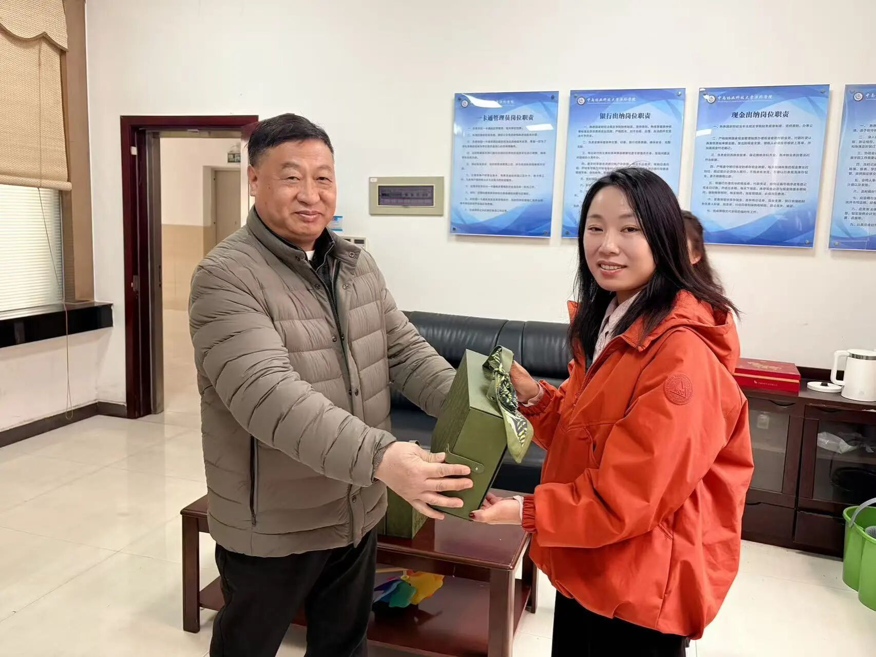 我院开展“三八”国际劳动妇女节慰问活动